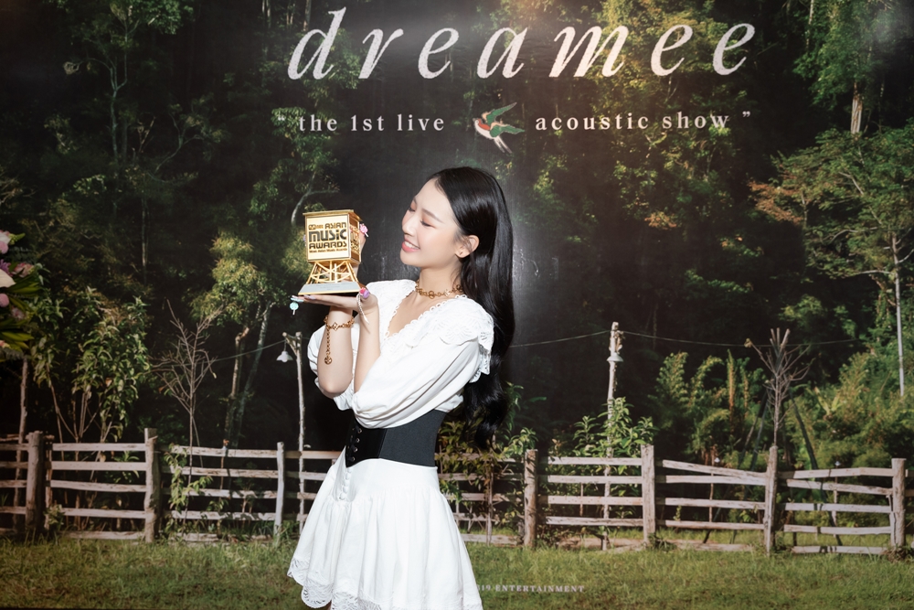  AMEE ra mắt Live Acoustic Show đầu tiên mang tên “dreamee” 