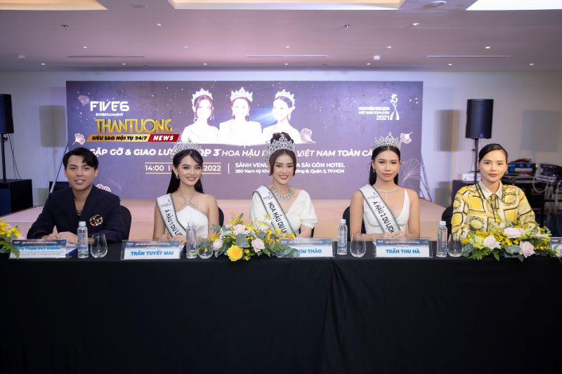 Top 3 Hoa hậu Du lịch Việt Nam Toàn cầu 2021 “đọ sắc” tại buổi gặp gỡ & giao lưu