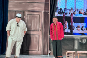 Sân khấu kịch Hồng Vân công diễn vở mới Gã thợ may