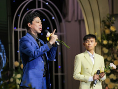  Ca sĩ Ngọc Sơn dìu dắt Hồ Văn Cường trở lạnh sân khấu ca nhạc 