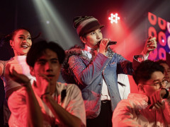 Y Thanh khoe tài ca hát - nhảy múa và diễn xuất trong live show "Bách biến"
