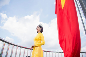Hoa hậu Nông Thuý Hằng thực hiện sứ mệnh thiện nguyện tại Hà Giang