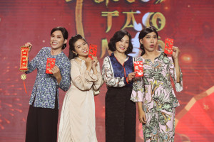 Hoài Linh, Hồng Đào diễn kịch trong show Hát trên quê hương 8 của Quang Lê