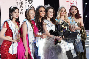 Nông Thúy Hằng lên ngôi Á hậu 2 của Hoa hậu Hữu Nghị Quốc tế 2023