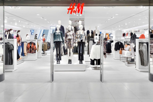 H&M khai trương cửa hàng thứ 5 tại Hùng Vương plaza